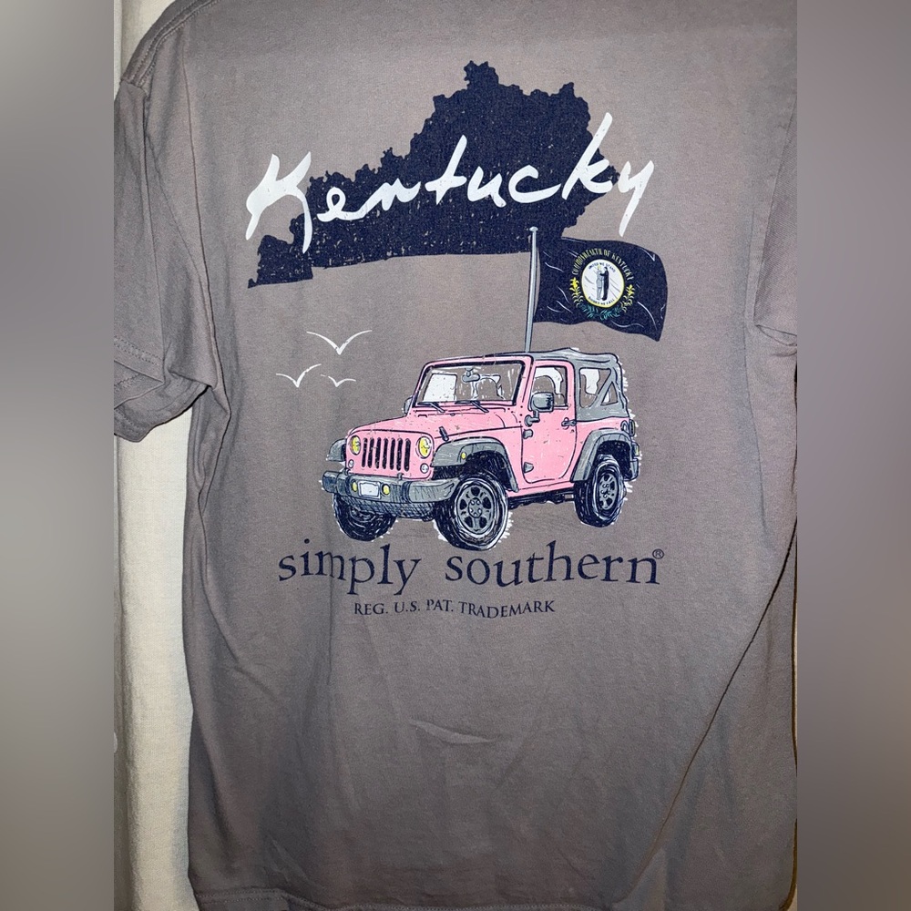 Simply Southern KY Tshirt Size M